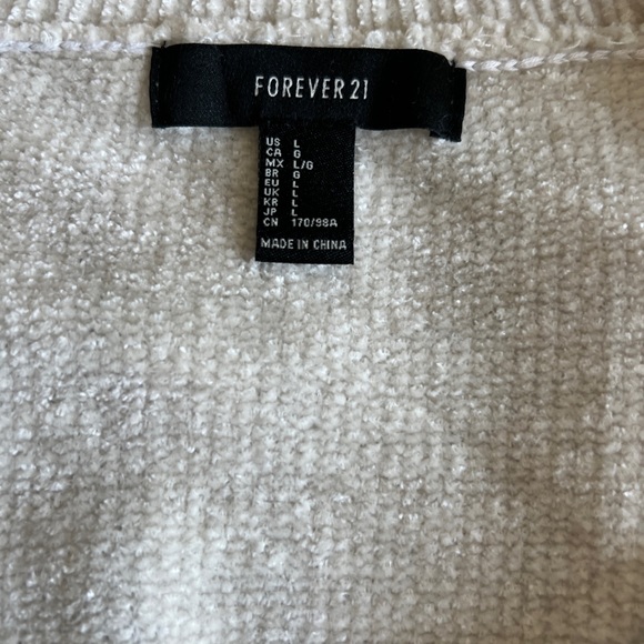 Fuzzy long Sleeve - Picture 2 of 2